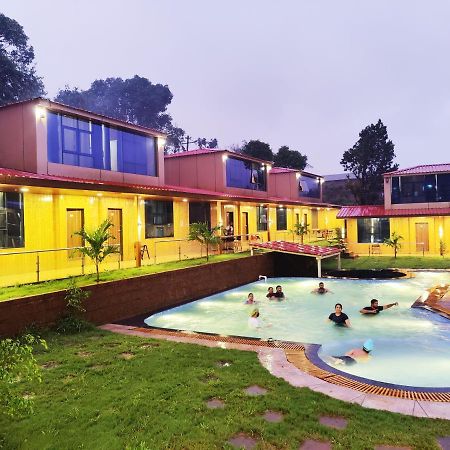 Arya Resort&SPA Mahābaleshwar Exterior foto