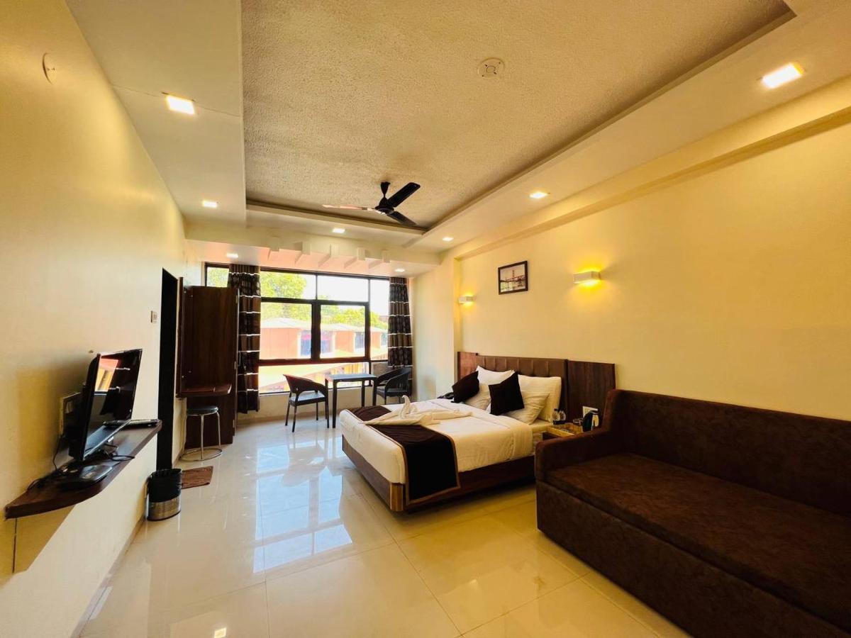 Arya Resort&SPA Mahābaleshwar Exterior foto