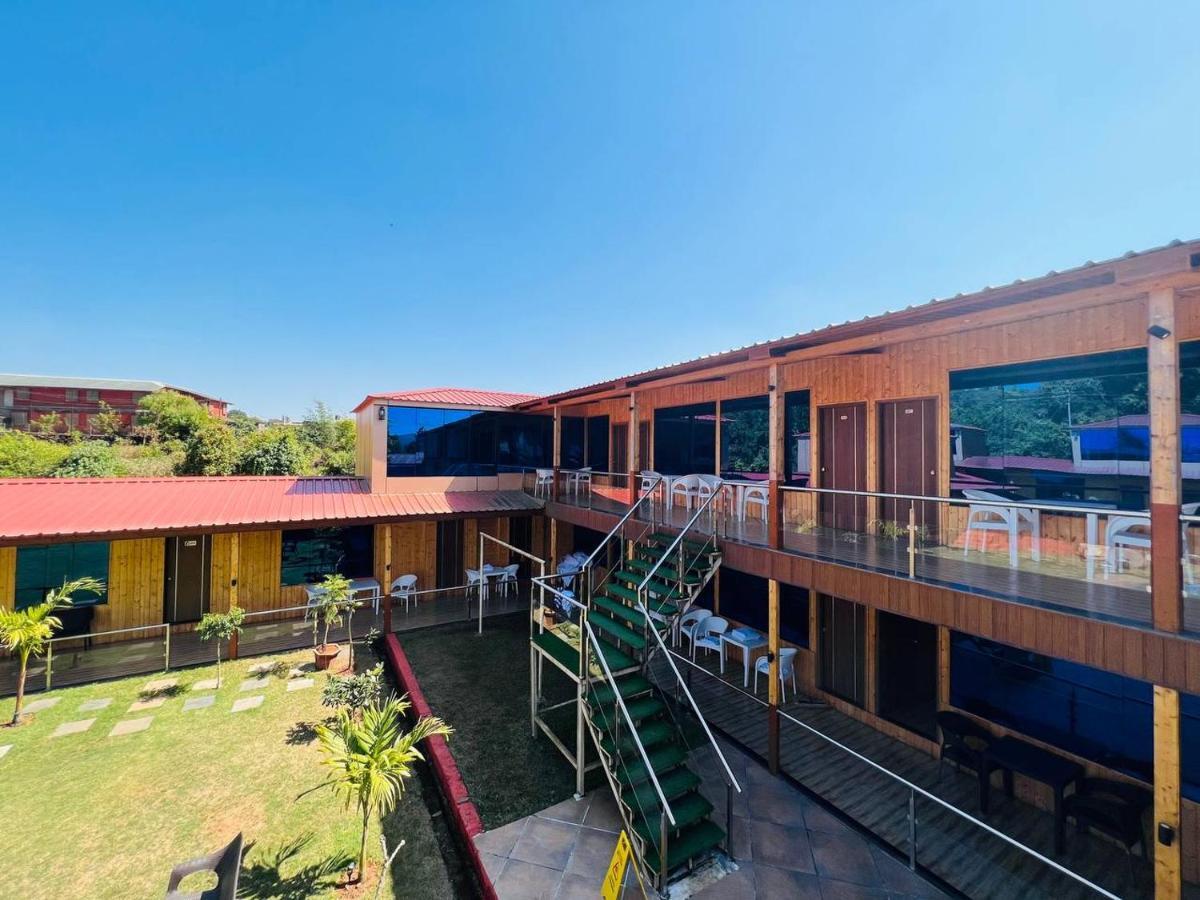 Arya Resort&SPA Mahābaleshwar Exterior foto
